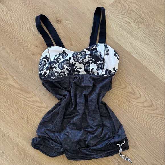 Lululemon No Limit Tank Top - Picture 4 of 5